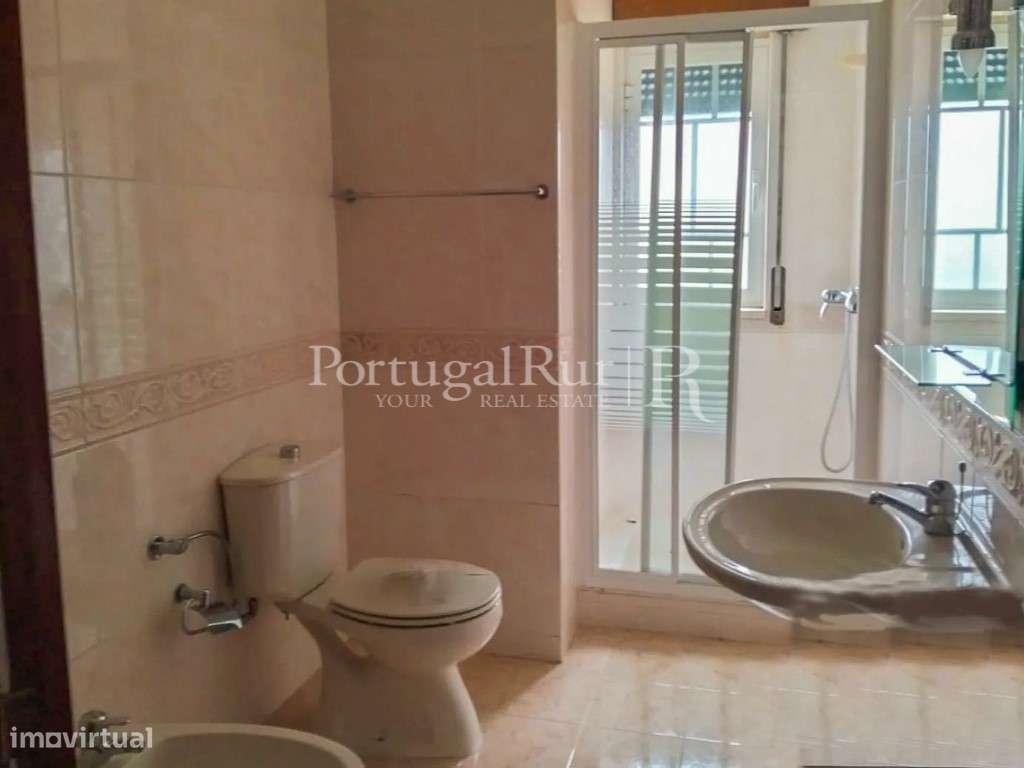 Quinta com 13.000 m² e 3 Moradias no Cartaxo, Póvoa da Isenta-5