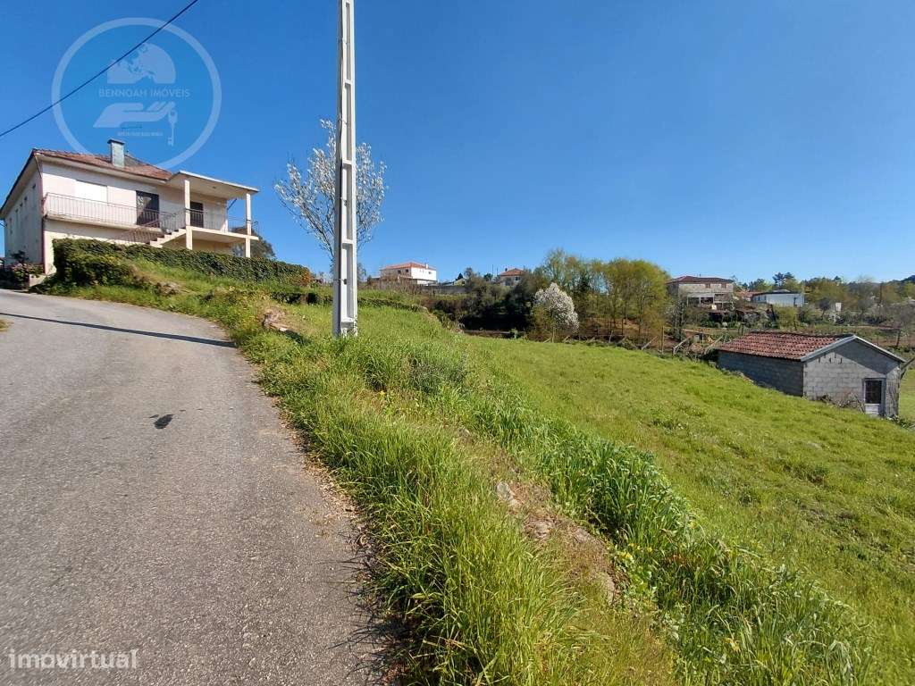 Casa Geminada T3 com Terreno Outerinho, Cabeceiras de Basto-32