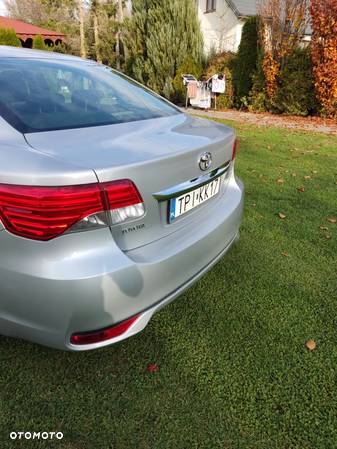 Toyota Avensis 2.0 D-4D Active - 9