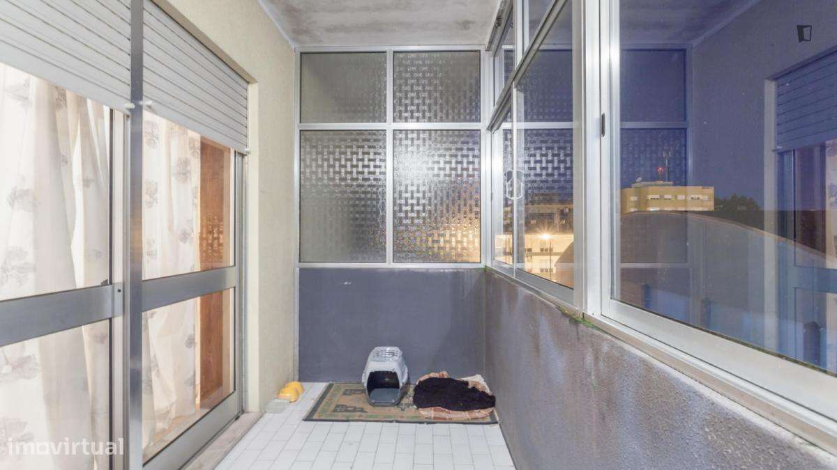 Quarto - localizado em Maia - Grande imagem: 4/10