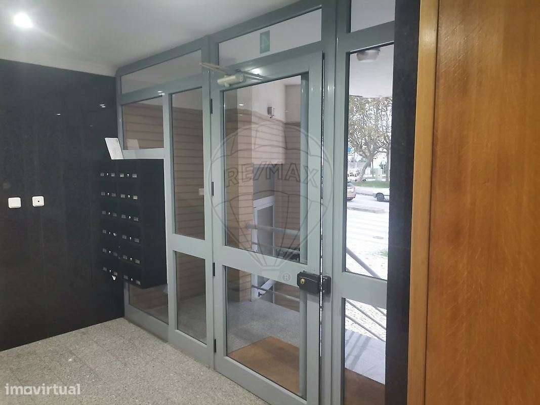 Apartamento T4 à venda em Figueira da Foz-2
