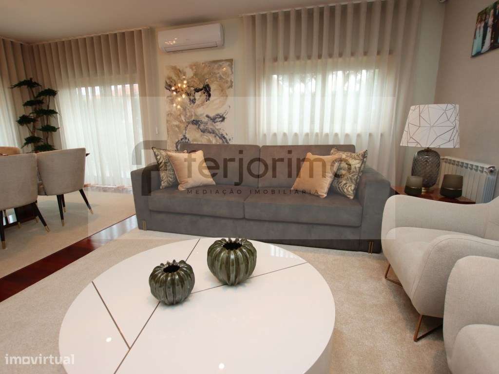 'NOVIDADE'
Excelente Moradia Geminada-17