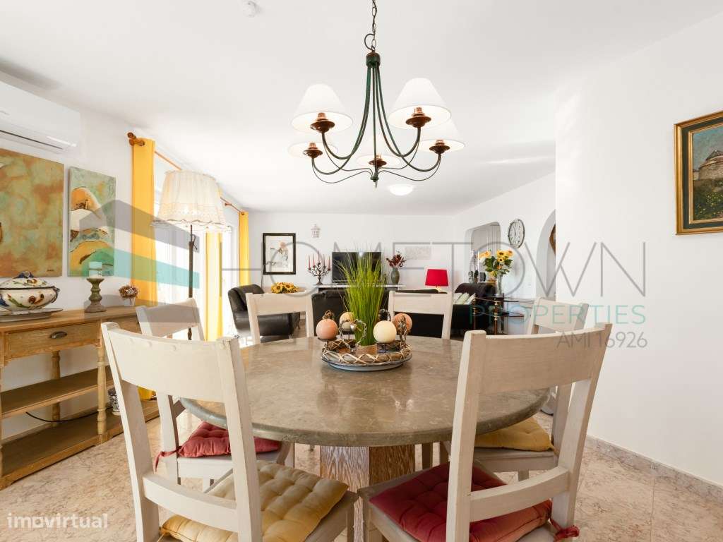 Apartamento Duplex com Terraço Panorâmico e Acesso Privado à Praia-... - Grande imagem: 4/49