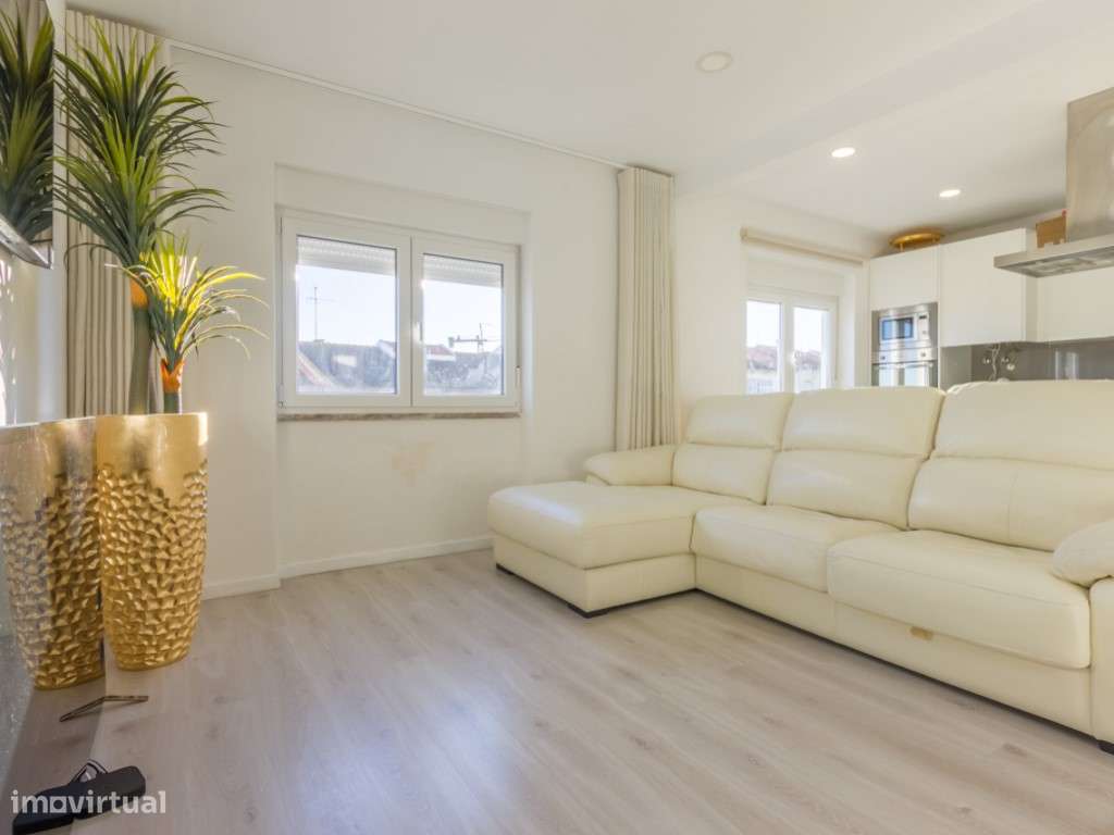 Apartamento T2 - Paio Pires - Remodelado-7