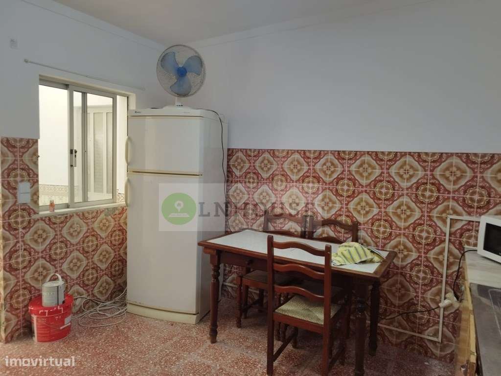 Moradia T2+2 com quintal e terraço, Azinhal-11