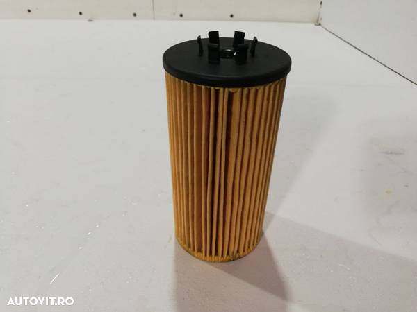 Filtru ulei Audi A4 B6 S4 An 2003 2004 2005 4.2 L cod HU835/Z PIESA NOUA MANN FILTER - 1