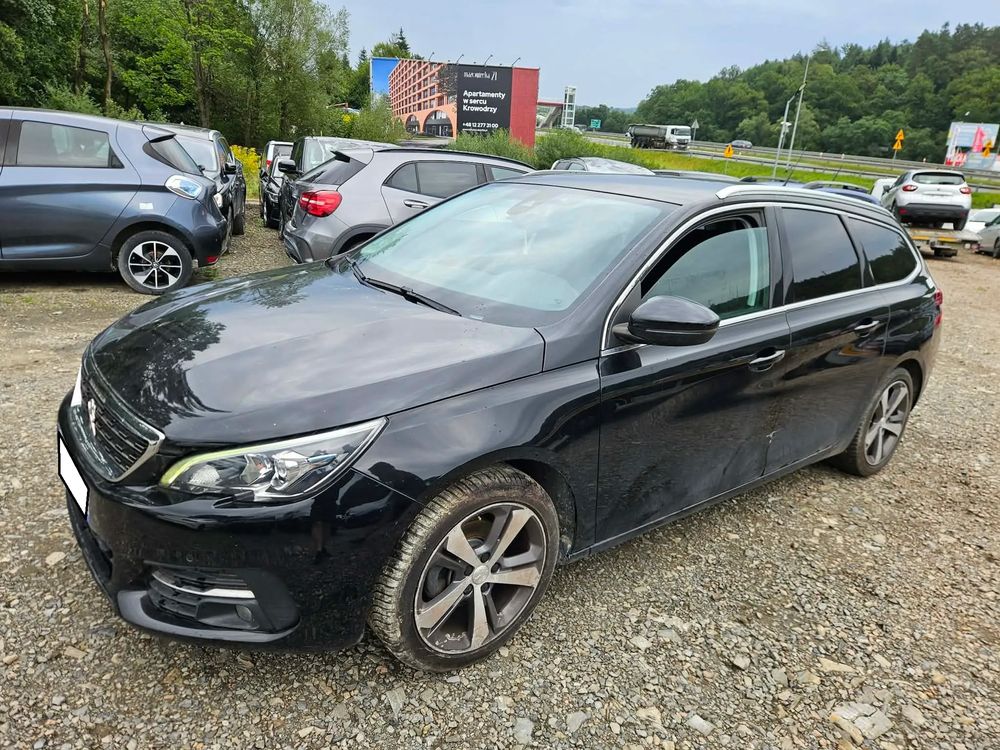 Peugeot 308 T9 (2014-2021) BlueHDi 130 EAT6 Stop & Start Active Business-Paket 2019