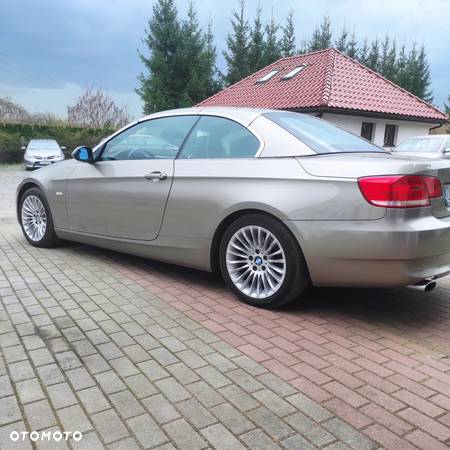 BMW Seria 3 320i Cabrio - 1