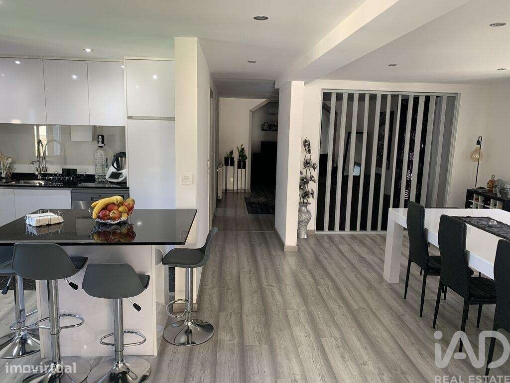 Moradia isolada T3 em Alijó de 130 m2 - Grande imagem: 2/36