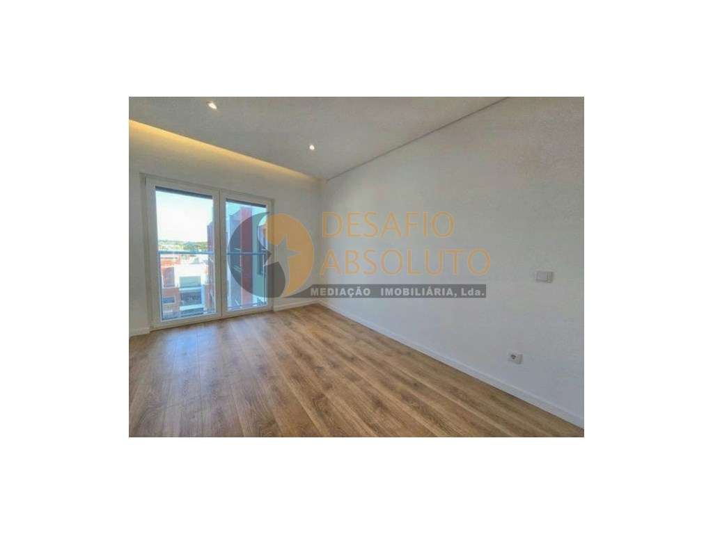 Apartamento - T3 c/ Parqueamento e Arrecadação, de Luxo - Montijo - Grande imagem: 4/31