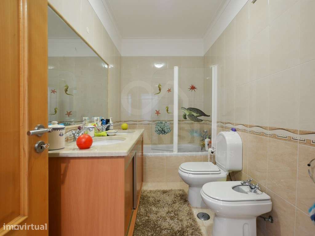 Moradia T4+2 com piscina na Urb. Lombas (São Domingos de Rana)-23