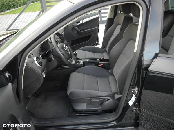 Audi A3 2.0 TDI DPF Attraction - 7