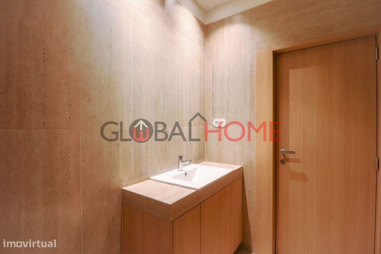 Apartamento T2 Renovado com Terraço em Fânzeres-35