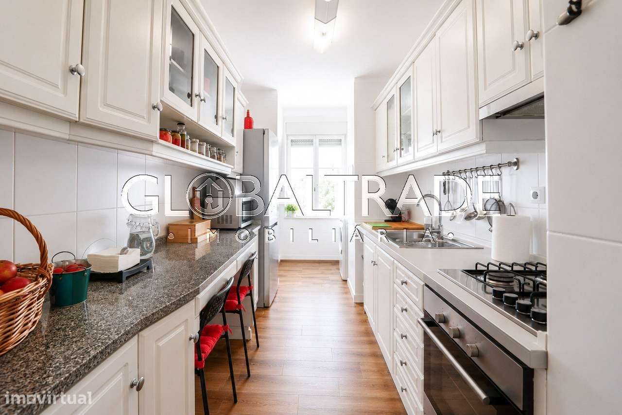 Apartamento T3 Renovado em Valbom-14