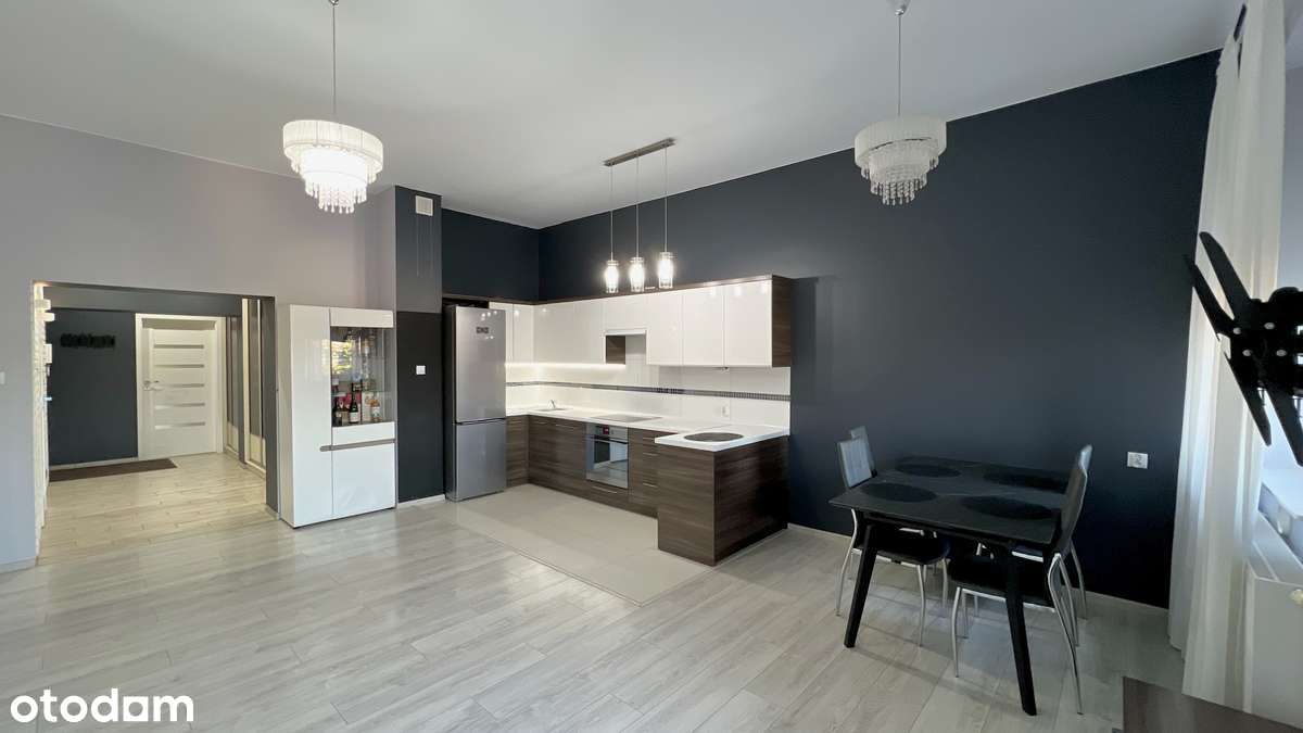 Przestronne 3-pokojowe mieszkanie z niskim czynszem-1