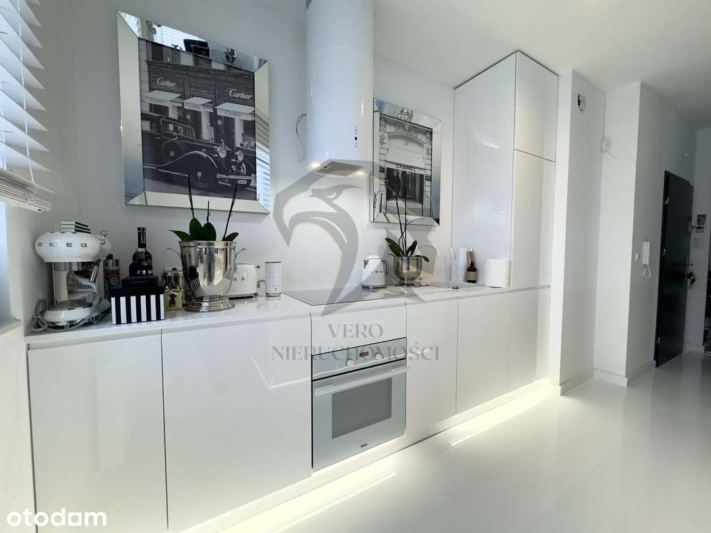 UNIKATOWY  APARTAMENT W STYLU GLAMOUR-13