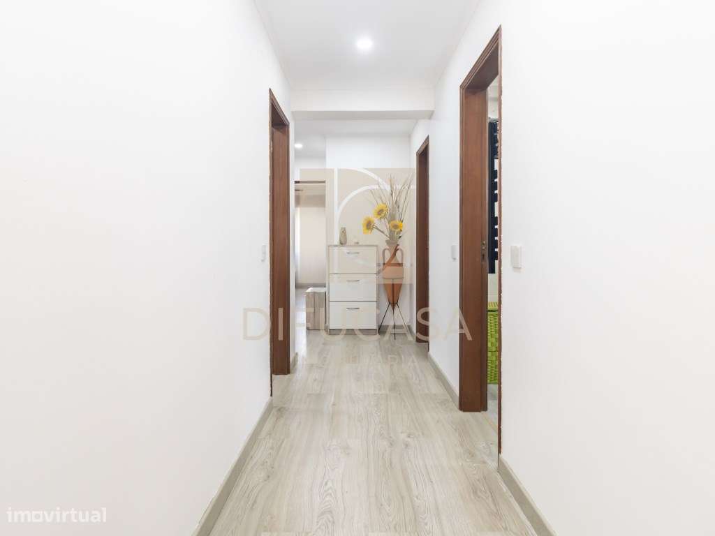 R363 APARTAMENTO T3 muito bem localizado-13