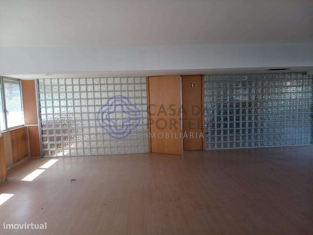 Escritório na Boavista Massarelos junto ao Bonsucesso e Hotel Tuela - Grande imagem: 4/23