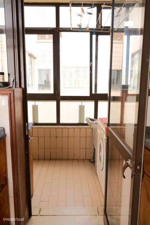 Oferta da Escritura e Registo .Apartamento T2  na Póvoa de Varzim-17
