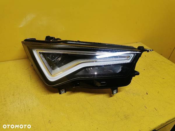 SEAT ATECA LIFT LAMPA PRAWA FULL LED 576941032B - 3