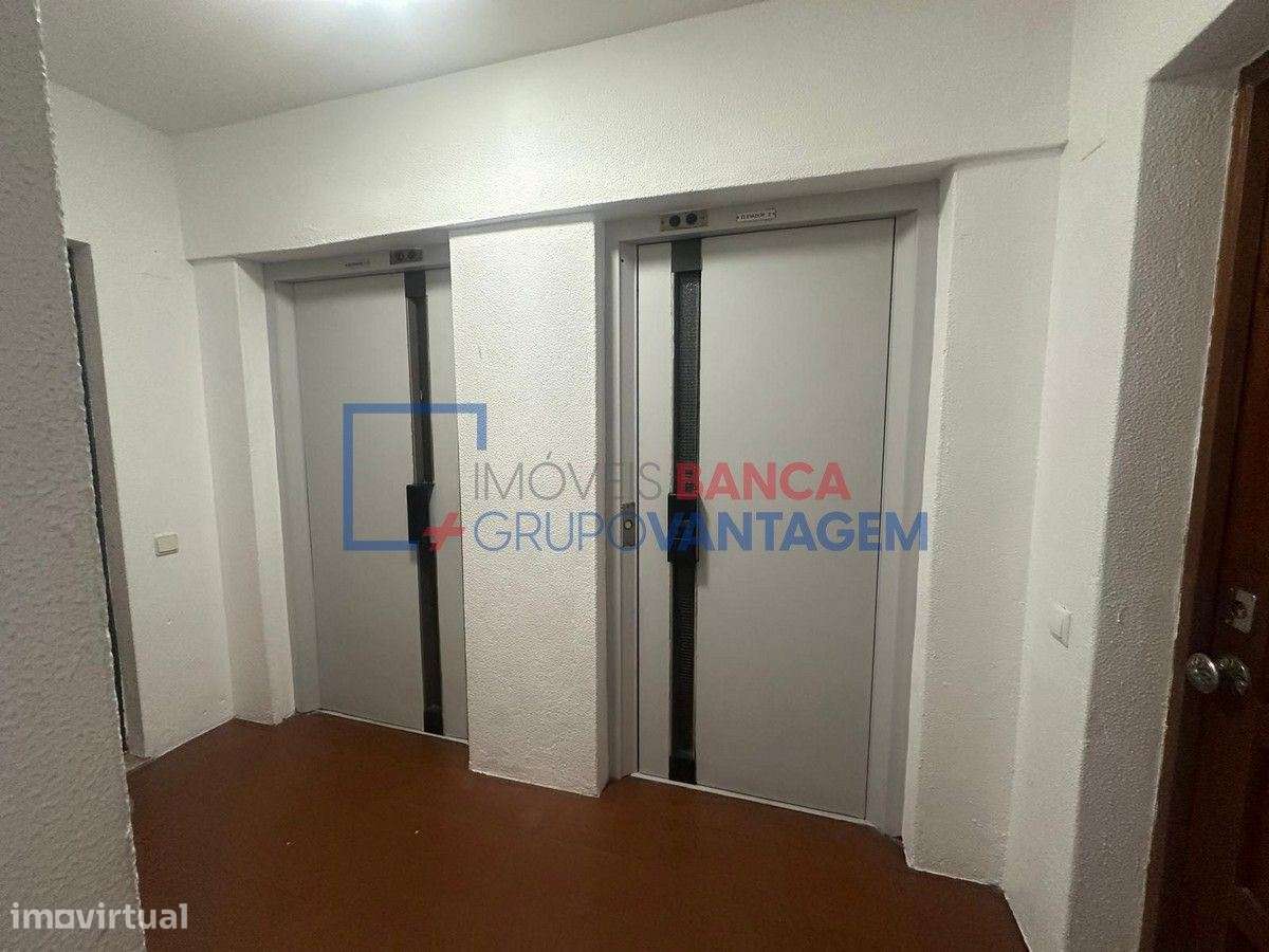 Apartamento T2 em Rio de Mouro - Grande imagem: 4/13