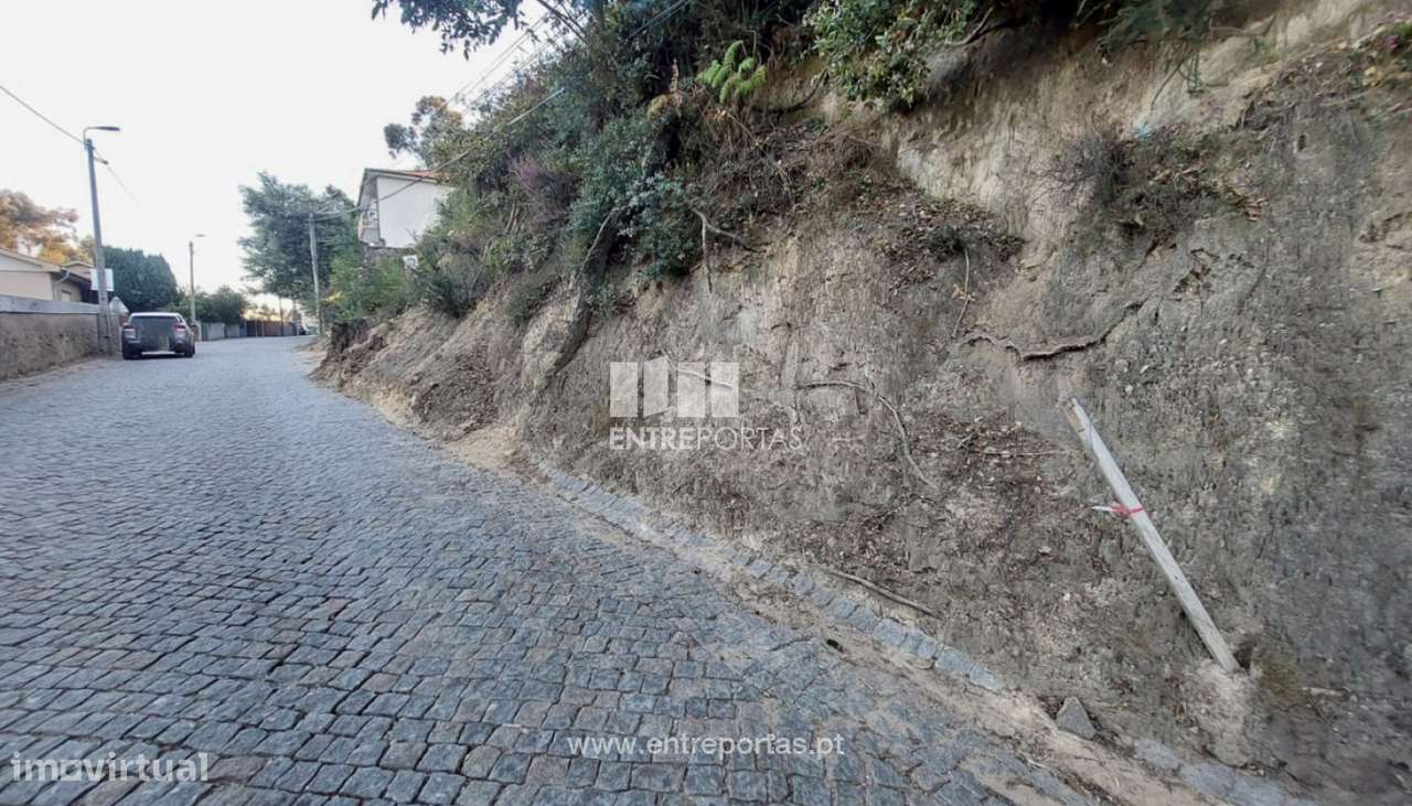 Venda de Terreno com 1394 m2, Vilar do Paraíso, Vila Nova de Gaia - Grande imagem: 5/12