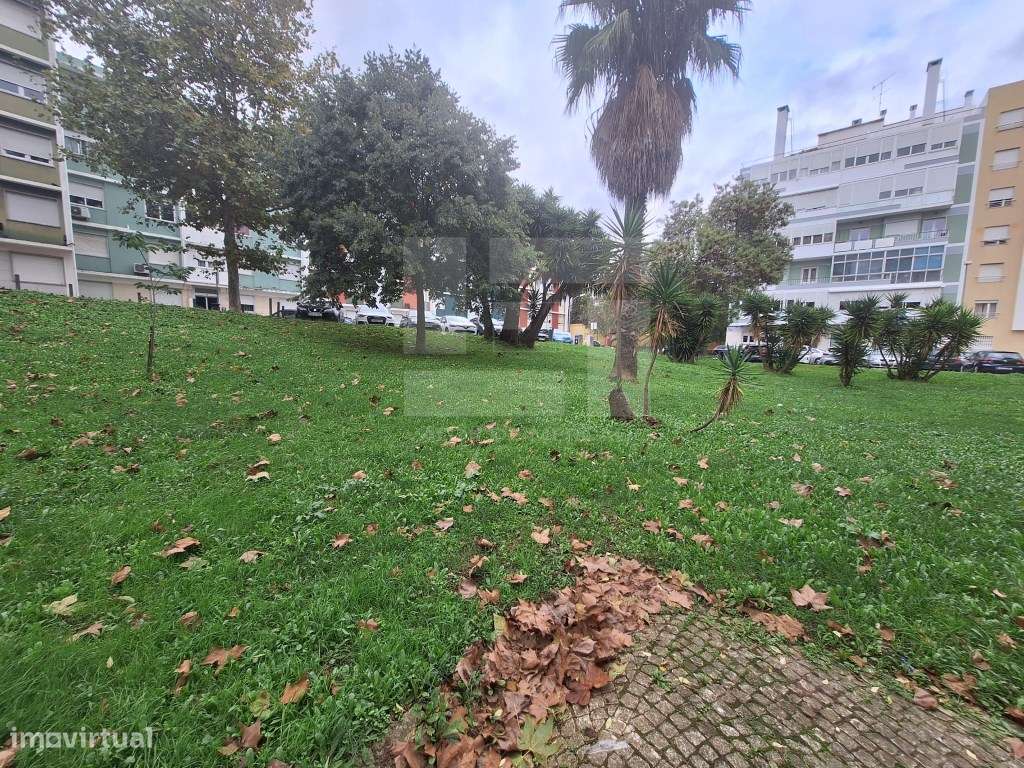 APARTAMENTO T2 - BENFICA _ RECUPERADO-21