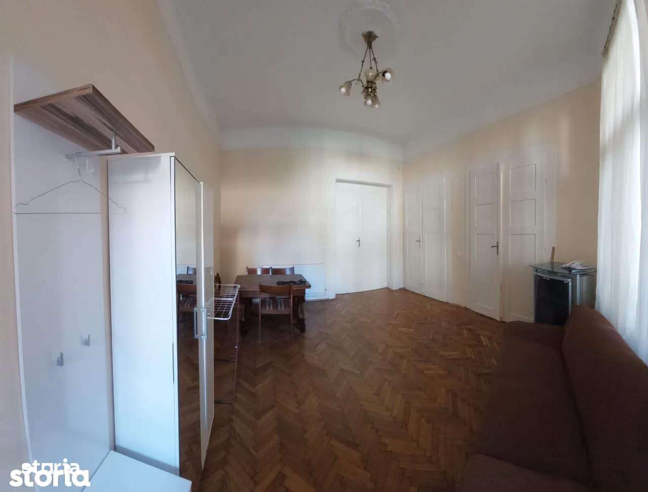Casă cu 3 camere de închiriat – ultracentral, Oradea, str. Mociulski - Imagine principală: 5/10