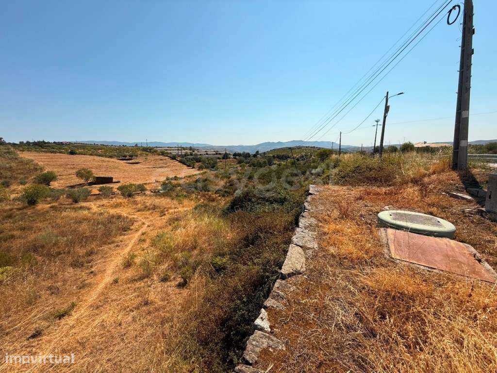 Terreno Rústico - com viabilidade para construção - situado em Vila... - Grande imagem: 3/14