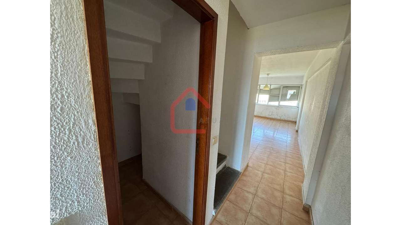 Apartamento T2 em Portugal-11