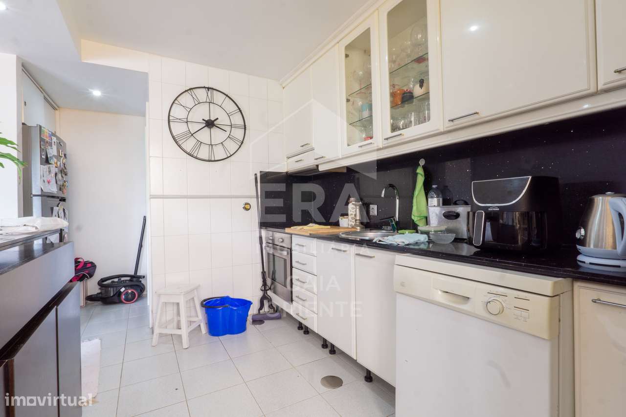 Apartamento T2+1 com Garagem e Garantia ERA-22