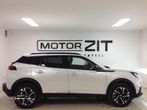 Peugeot 2008 1.2 PureTech Allure EAT8 - 4