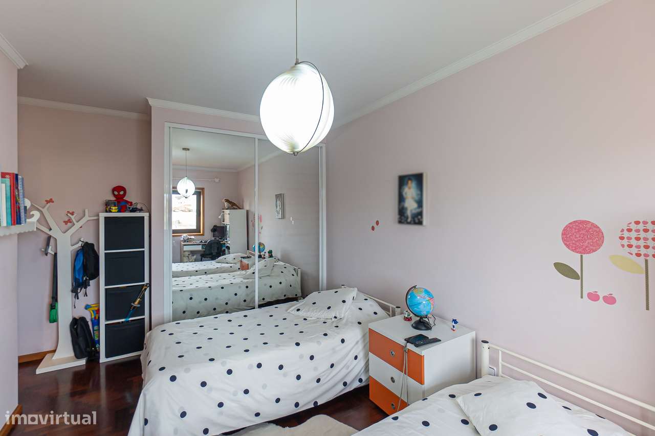 Apartamento T3 Duplex com Vista Mar em Esmoriz-27