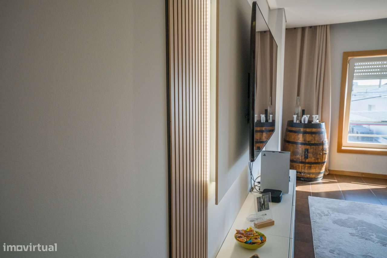 Apartamento T3 à venda em Santa Maria de Lamas-12