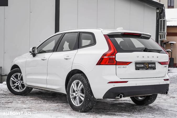 Volvo XC 60 D4 AWD Momentum - 3