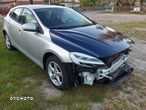 Volvo V40 T2 Momentum - 2