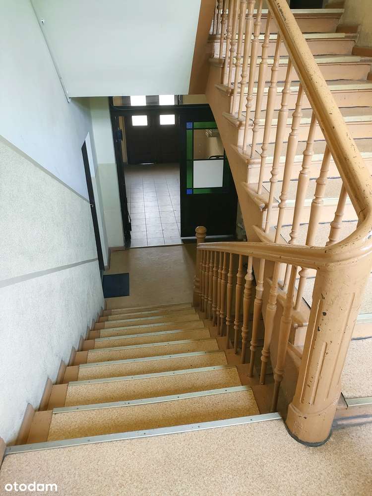 Mieszkanie 3 pokojowe po remoncie, Budynek po remoncie - Pełny obrazek: 5/19