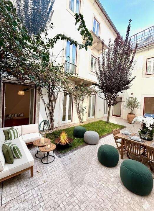 Apartamento T3 com jardim privativo 42 m2 – Coração de São Bento, Lisb - Grande imagem: 2/52