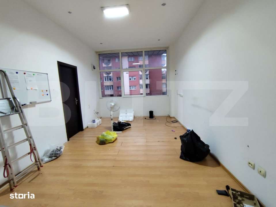 Spatiu birou, 42 mp zona Aiud - Imagine principală: 2/4