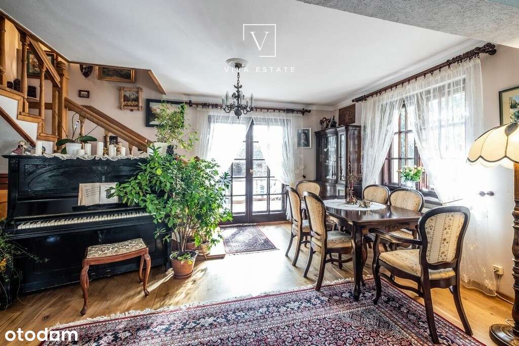 Przestronny dworek z dużą działką [Bez %]-2