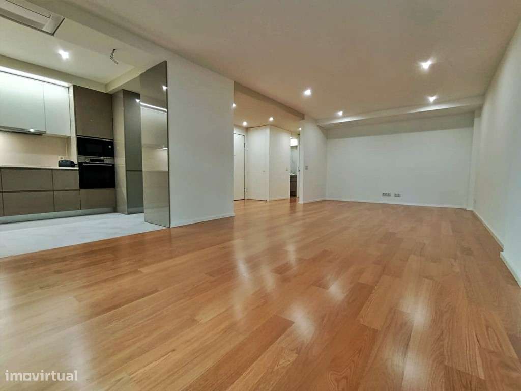 Apartamento T3 com terraço no coração da Maia - Grande imagem: 2/19