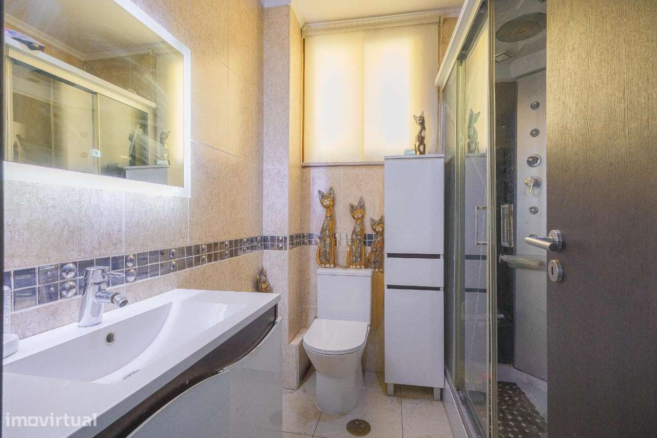 Moradia T2 transformada em T3, totalmente renovada, Vila Nova de Gaia-17