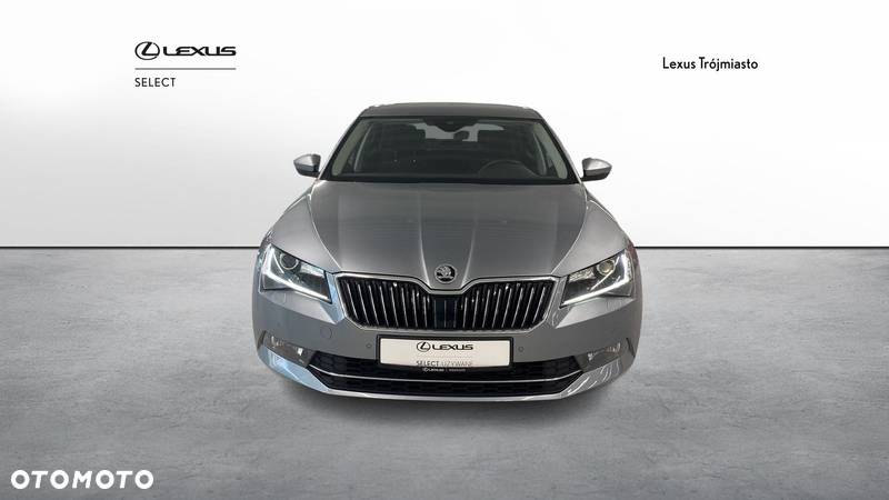 Skoda Superb 2.0 TDI 4x4 Style DSG - 2