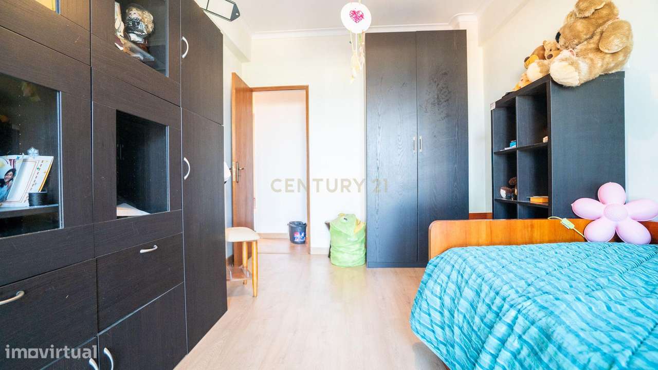 Apartamento T3 São João da Talha-23