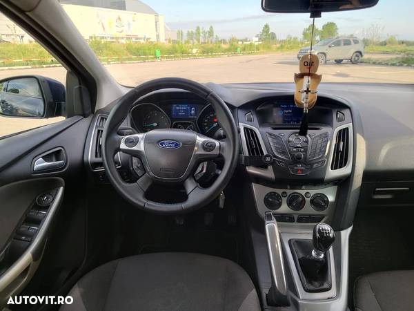 Ford EcoSport - 4