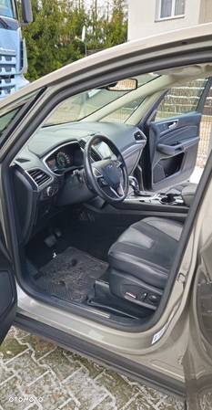 Ford S-Max 2.0 TDCi Titanium PowerShift - 12