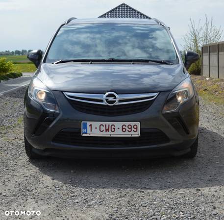 Opel Zafira - 11