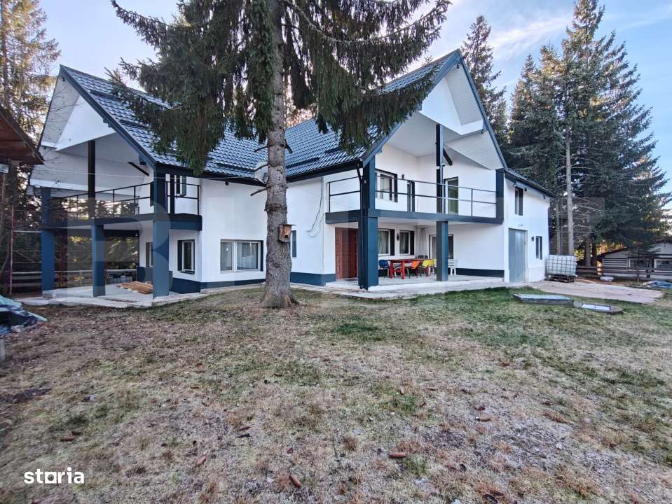 Casa de vacanta/locuit  7 camere, 420 mp utili, 1430 mp de teren, Mari - Imagine principală: 2/15