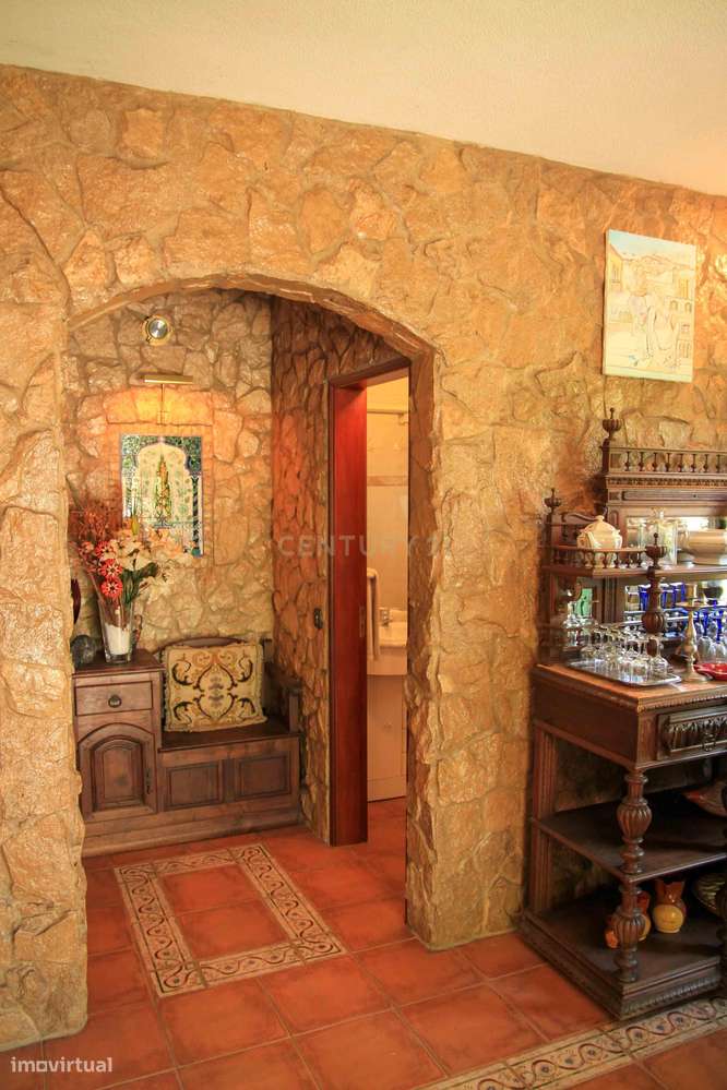 QUINTA EM PALMELA | 7 QUARTOS | 4 CASAS DE BANHO | 3 PISOS-23