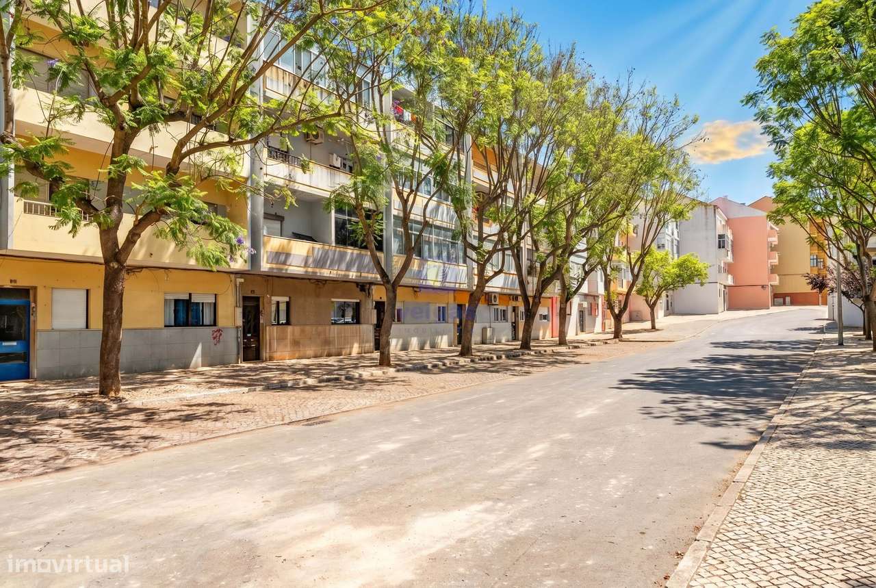 Apartamento T2 no Alto Seixalinho-21